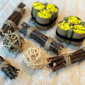 Honeycomb Toy Bundle! Rabbit toy bundle and wood chews for bunnies, small pets, and more! Enrichment toy for rabbits, hamsters, and more!
