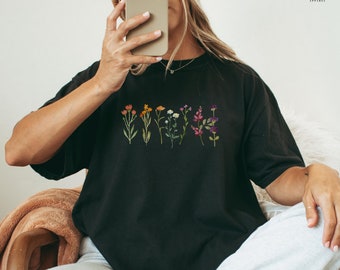 Koszulka z lesbijskim kwiatem, subtelna koszulka z motywem dumy lesbijek, koszulka z motywem cottagecore dla lesbijek, koszulka z motywem lesbijek, koszulka lesbijska, koszulki z motywem lesbijek