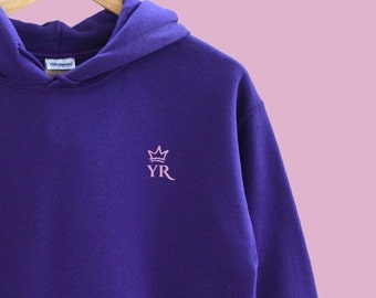 Sweat à capuche violet de Simon, sweat à capuche inspiré de Young Royals, sweat-shirt de fan Young Royals, chemise Wilmon, produits dérivés Young Royals, personnage réconfortant