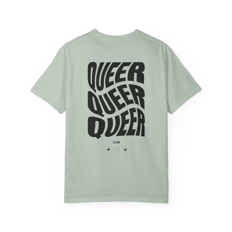 QUEER SHIRT, Queer Club Tshirt, Gay Pride Tshirt, Lesbian Pride, LGBTQ Pride shirts, Coming Out Gift, Trendy Queer Graphic Tee, Pride 2025 Bay