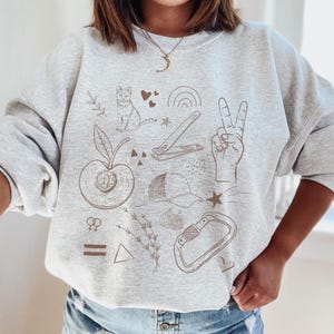 SUBTLE LESBIAN SWEATSHIRT, Sapphic Sweater, Lesbian Pride Shirt, Wlw Gift, Lesbian Symbols Crewneck, Queer Sweatshirt, Lgbtq