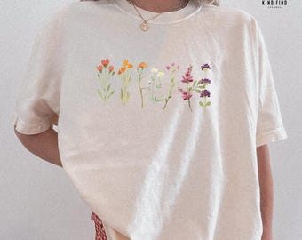 Koszulka z lesbijskim kwiatem, subtelna koszulka z motywem dumy lesbijek, kwiatowy t-shirt dla lesbijek, lesbijska koszulka dla kobiet, lesbijska koszulka lesbijska, lesbijskie koszulki na wieczór panieński