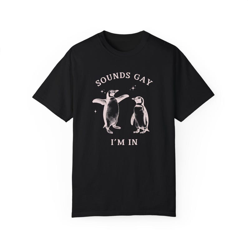 GAY PENGUIN SHIRT, Sounds Gay I'm In, Vintage Queer Shirt, Funny Lesbian Shirt, Gay Gift, Trendy Lgbtq 90's Tshirt, Roy and Silo Black
