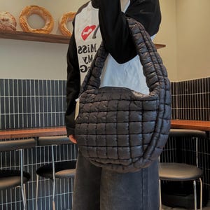 Quilted Puffer Tote Bags for Women, Lightweight Quilted Padding Shoulder Bag, Satchel Handbag, Zip Puffer Bag, holiday gifts