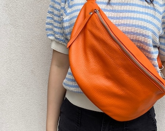 Orange Große Bauchtasche Leder mit Silberverschluss,Schultertasche  TOP Großbodybag,Umhängetasche Made in Italy Breitem Trageriemen passt