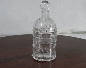Exquisite Vintage 1960s Guerlain Bee Embossed Glass Perfume Bottle from France - Collector's Edition, Timeless Elegance