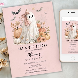 Puede incluir: Invitación rosa para una fiesta de Halloween con una ilustración de fantasma, calabazas y murciélagos. La invitación dice "Let's Get Spooky" e incluye detalles de la fiesta. Un smartphone muestra el mismo diseño.