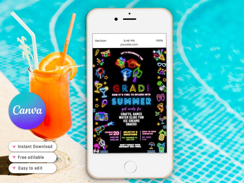 Peut inclure: Un smartphone affiche une invitation &agrave; une f&ecirc;te de remise de dipl&ocirc;mes avec des graphismes au n&eacute;on. L'invitation comprend le mot "GRAD!" et le th&egrave;me "SUMMER". Un cocktail orange vif avec une paille et une tranche d'orange est devant le t&eacute;l&eacute;phone.