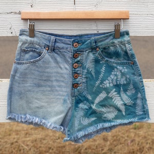 Size 9/29 Fern Cyanotype on Rewash denim cutoff shorts