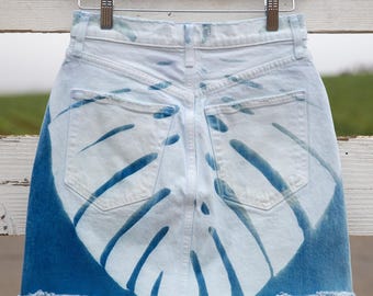 Saia jeans Abercrombie & Fitch tamanho 2/26 gigante Monstera Leaf cianotipo branca