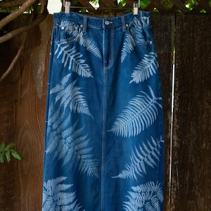 Size 10 Fern Cyanotype Long Denim Skirt, Universal Thread