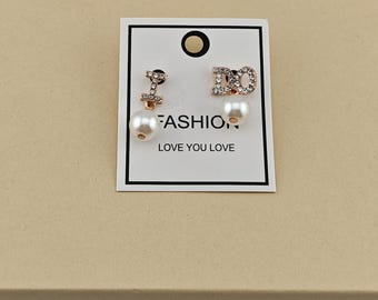 Mrs. Pearl Earrings: Bridal Bachelorette Jewelry