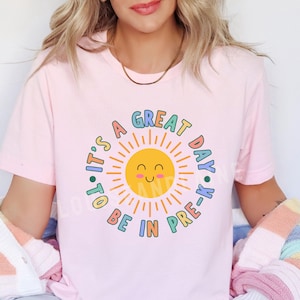 T-shirt pour enseignant(e) de maternelle, cadeau pour enseignant(e) de maternelle, t-shirt de rentrée scolaire, ensemble assorti pour le premier jour d'école Soft Pink