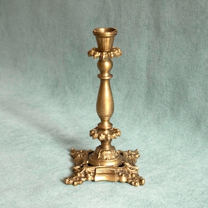 Vintage Kerzenhalter aus Messing, antiker verzierter Kerzenhalter, Geschenk für Witchy, Hausaltar, Wahrsagungswerkzeug, Hexereibedarf