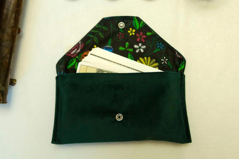 Tarot Card Bag – Velvet Tarot Pouch Green, Oracle Card Holder, Tarot Deck Wrap Case, Witchcraft & Divination Tool, Gift for Witches