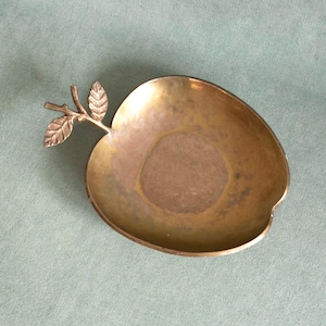 Vintage Witch Bowl, Brass Ritual Offering Cauldron, Spell Pot, Altar Decor, Incense Burner, Witchcraft Tools, Gift for Witches