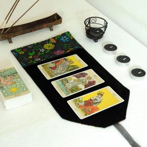 Tarot card wrap, Tarot card bag, Black Tarot Holder, Witch Tarot Pouch, Velvet Purse, Tarot Reading Cloth, Witchy Gift, Witchcraft