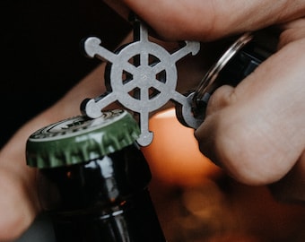 Nautical keychains with bottle opener function - steering wheel - with/without gift packaging