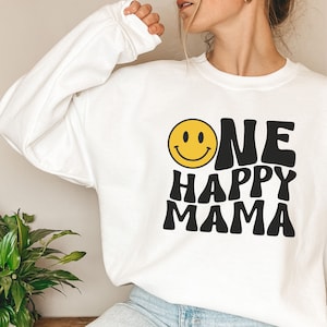 Happy Mama SVG, Wavy Retro Mama SVG Cricut Design | PremiumSVG