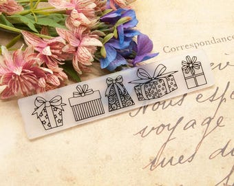 Embossing Folder - Floral bookmark card making