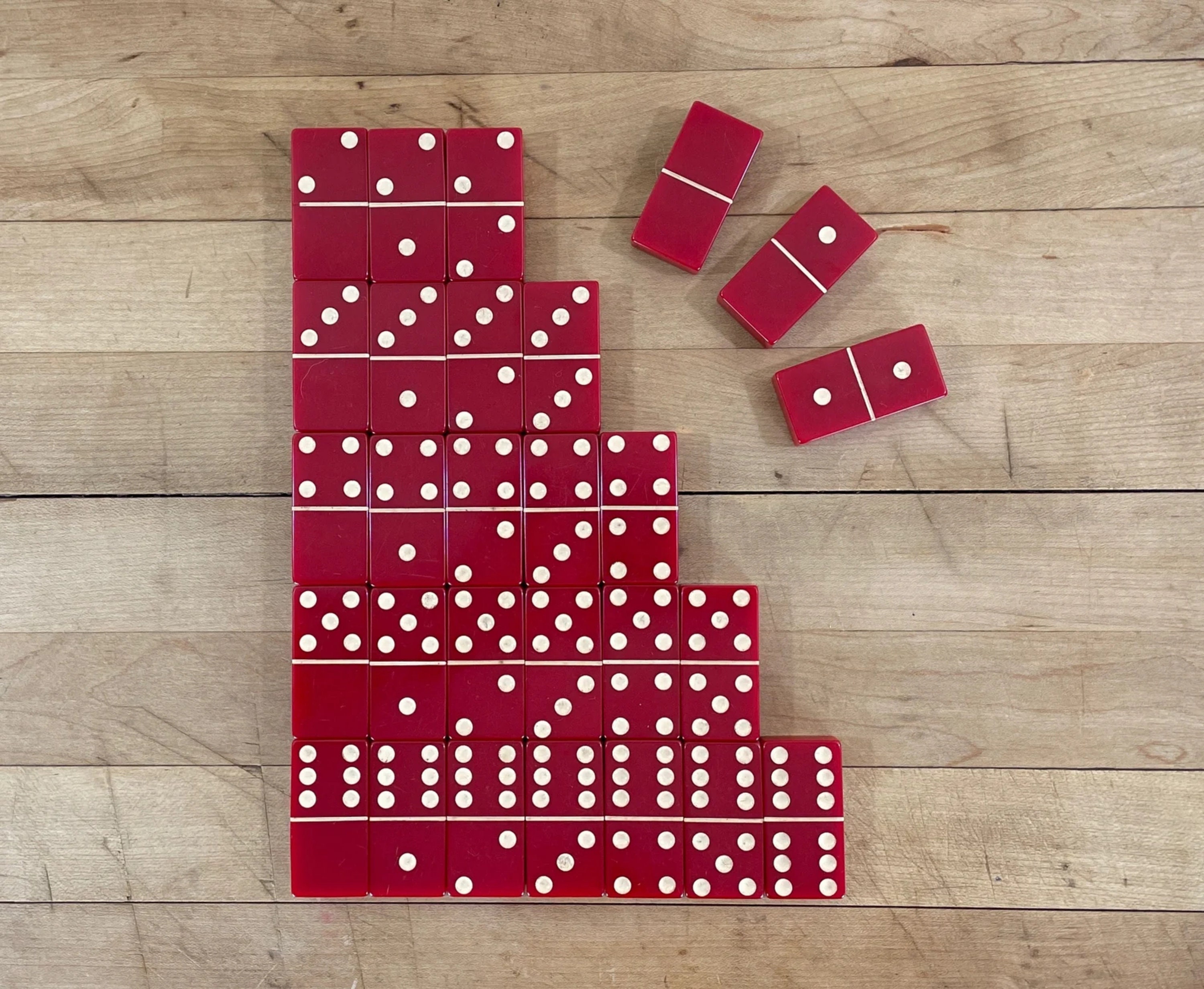 Cardinal Red and White Plastic Dominoes in Creme Plastic Case Complete ...