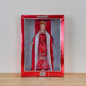 2000 Barbie, Red Caucasian Barbie Mattel Collector Edition Barbie Doll, Barbie 2000 in Red and Silver 2000 Dress, New in Box Condition