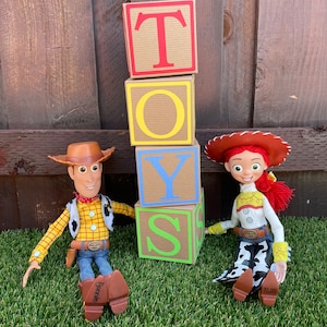 4&quot; x 4&quot; x 4&quot; Toy Story Alphabet Block ~ Custom ~ Toy Story Décor ~ Toy Story Birthday Party Decorations ~ Alphabet Blocks