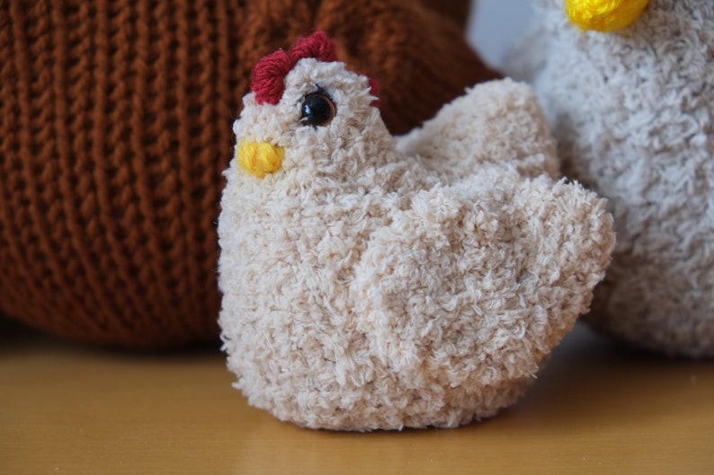 Small chicken made on a 22 pin circular knitting machine with wing which is optional.