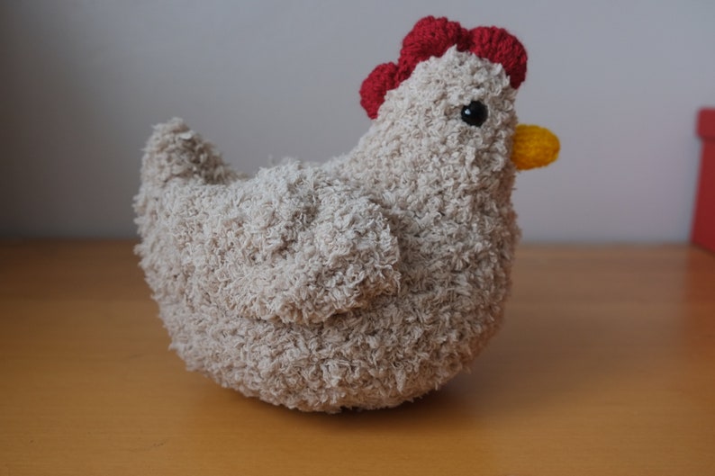 Medium chicken made with a 40 pin and a 22 pin circular knitting machine