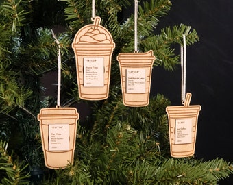 Ornement de commande de café personnalisé, ornement de Noël en bois inspiré de St*rbucks personnalisé, cadeau d’amateur de café glacé, farce de bas Frappuccino