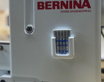 Porta agujas Schmetz para 5 agujas, adhesivo (también puede adaptarse a otras marcas)