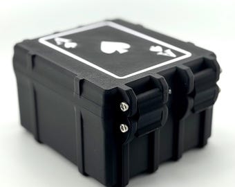 Estuche resistente para naipes con capacidad para 4 barajas