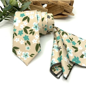 Floral Men&#39;s Necktie: Beige & Olive Green Wedding Tie