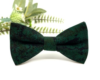 Green and Black Bow Tie, Groom bow tie, Wedding bow tie, Bow tie for boys, Groomsmen bow tie, Bow ties for men, Gift For Men,