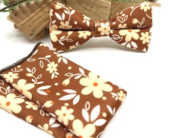 Nœud papillon fleuri en terre cuite : cadeau de mariage pour garçons d'honneur