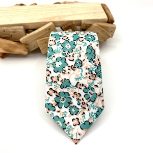 Sage Green Floral Men&#39;s Tie: Salmon Accent Wedding Necktie