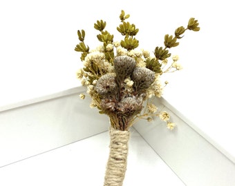 Lavender dried flower boutonniere, Olive green dried boutonniere, bohem lavender boutonniere, groom's flower boutonniere, wedding buttonhole