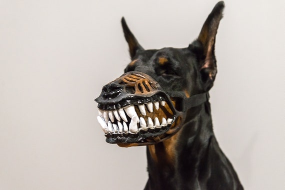 Pet Gift Werewolf Dog Muzzle Scary Doberman Muzzle Bloodless Painted Muzzle  Dog Training Accessory Halloween Costume Black Dog Safety Muzzle 