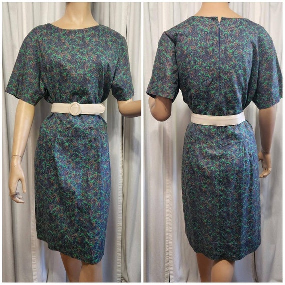 Vintage Paisley Dress from the 1970s Handmade, Sh… - image 1