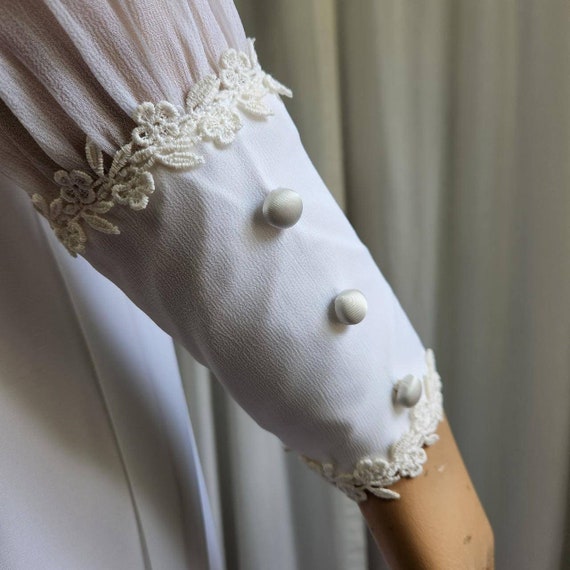 Vintage Wedding Dress from the 1970s Union Made, … - image 2