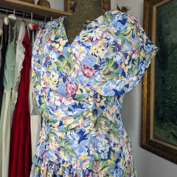 Vintage Floral Chiffon Dress with Pearly Buttons … - image 5