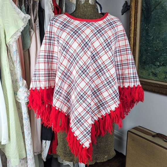 Vintage Fringed Shawl from the 1970s, Plaid, Cape… - image 1