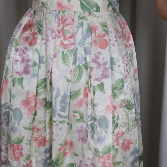 Vintage Silk Floral Skirt from the 1990s Maxi Ski… - image 3