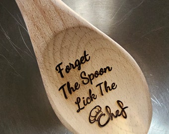 Cuchara de madera grabada con la frase "Lame al chef": Regalo de broma