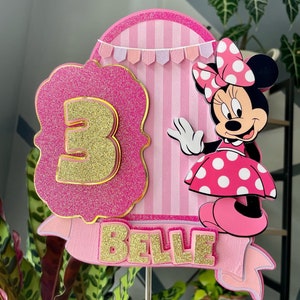 Minnie Mouse cake topper
