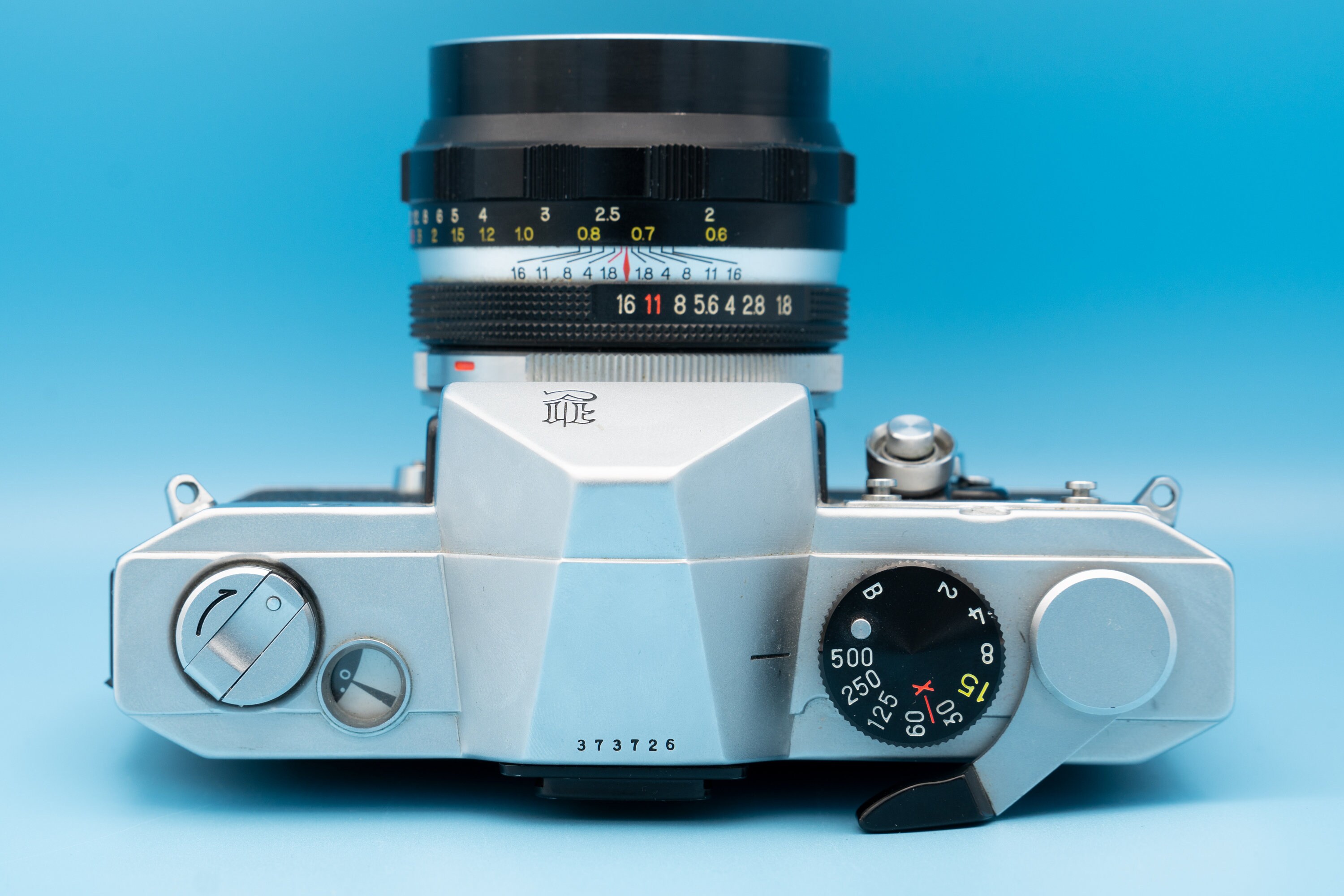 Revue V6 Analogue 35 Mm Vintage SLR Camera for Interchangeable Lenses