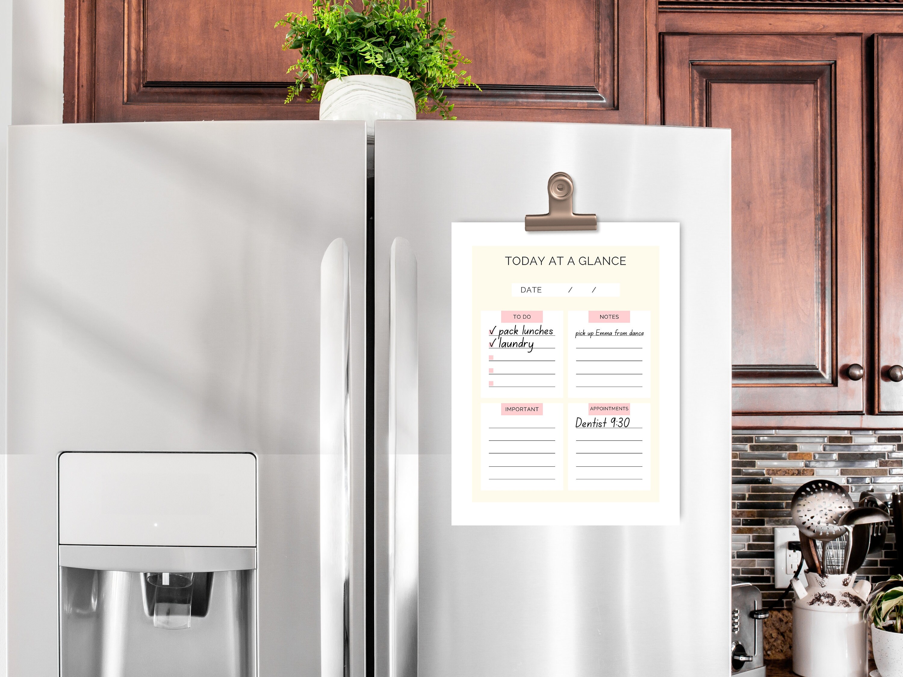 Daily Planner Printable at A Glance. PDF Includes a to Do List. Keep ...