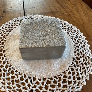 Vintage Powder Container, Cheramy, NY, LOV-LOR Face Powder, Aluminum, Empty, 1940s