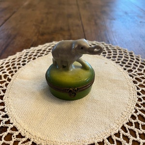 Vintage Limoges Castel Elephant, Hand painted Porcelain Trinket Box, Made in France, 1940s