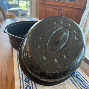 Vintage Enamel Graniteware Roaster, Large Roaster, Graniteware, Handled, Lid w/ Handle,, 1980s